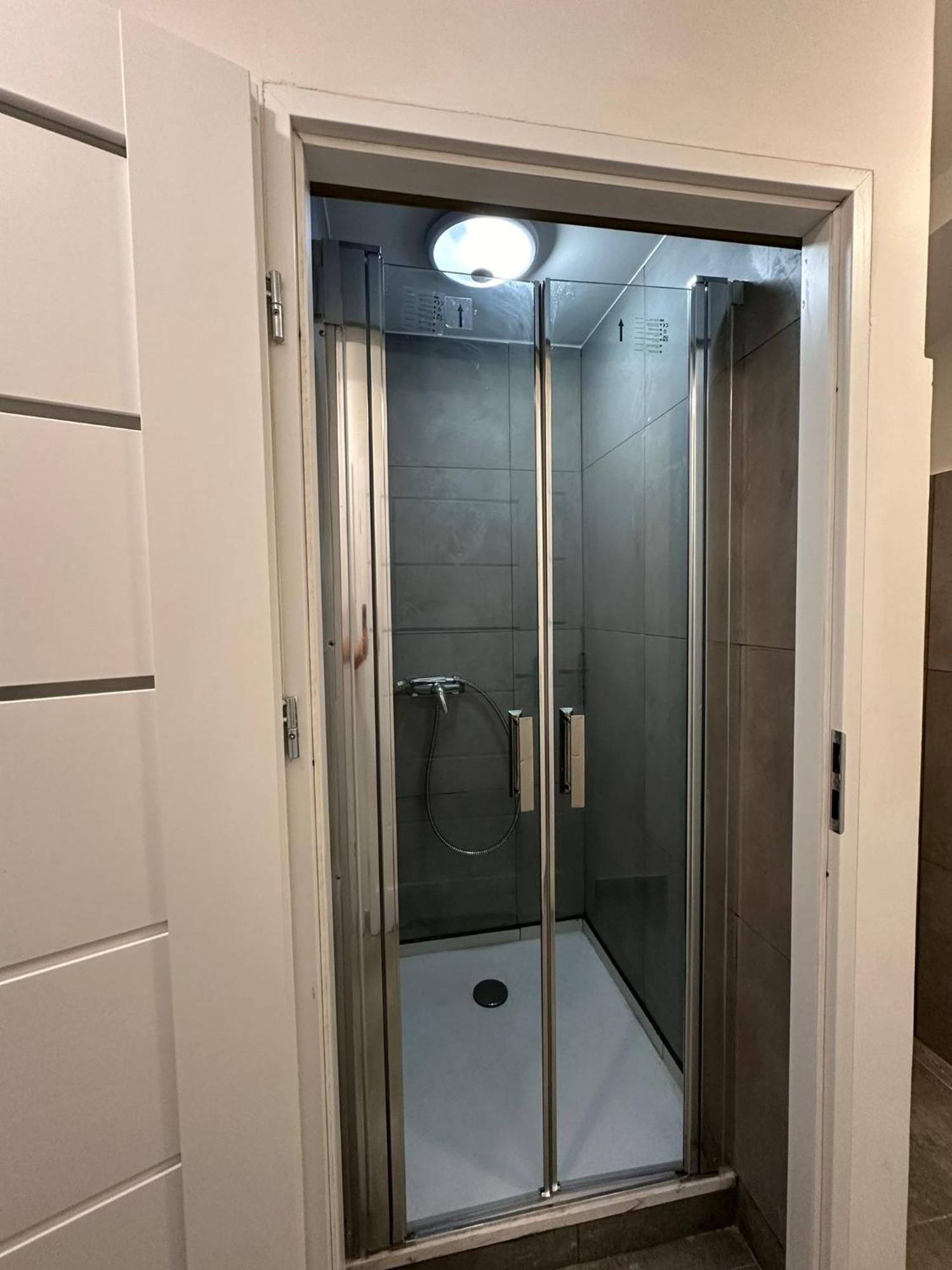 Golebia Hostel 波兹南 外观 照片